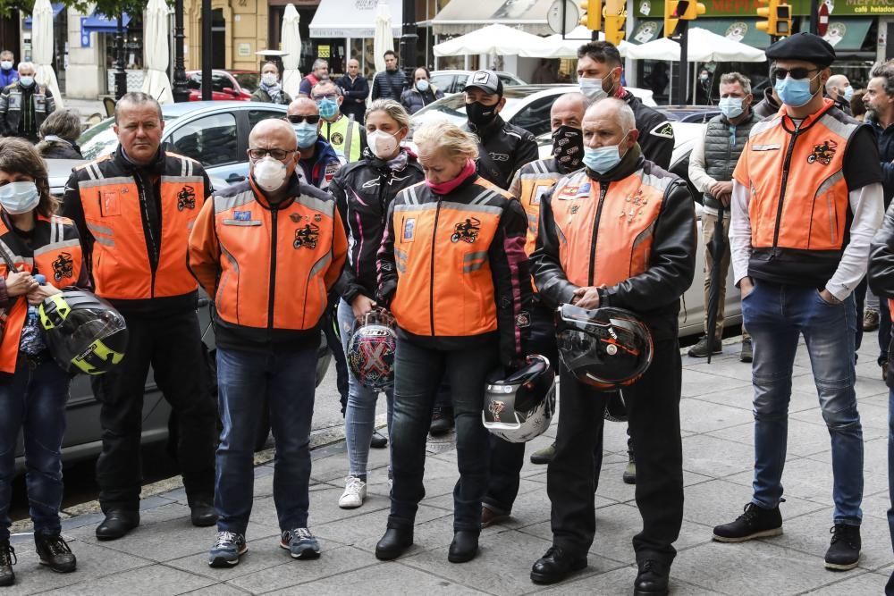 Funeral en Gijón por el motorista Vicente Navarro