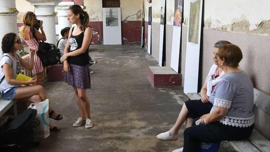 Visitantes a la antigua prisión provincial, el pasado sábado, en las instalaciones rehabilitadas.