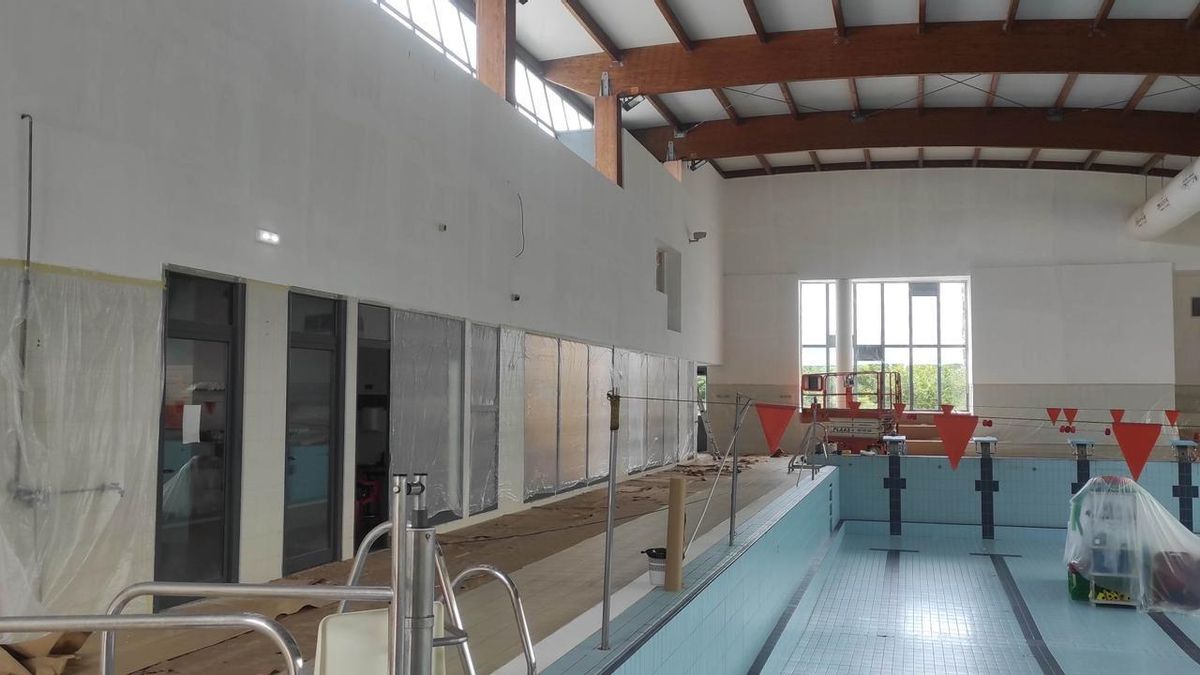 Obras en la piscina cubierta de Laviana.