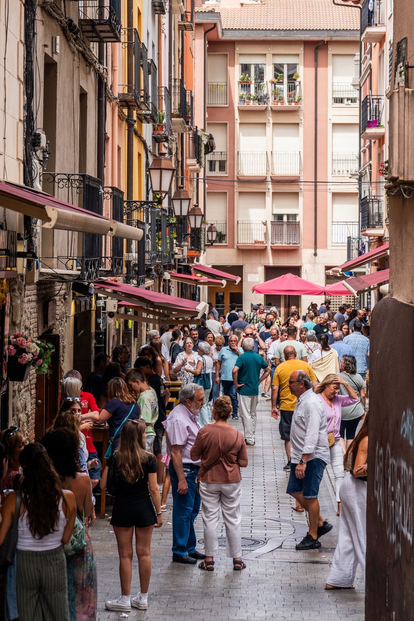 La calle Laurel es el mejor sitio para disfrutar de unos pintxos de la máxima calidad