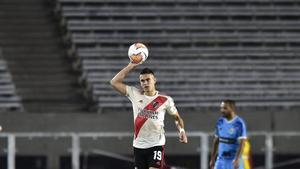 Rafael Borre, del River Plate, en el último partido jugado, también a puerta vacía, en la Copa Libertadores.