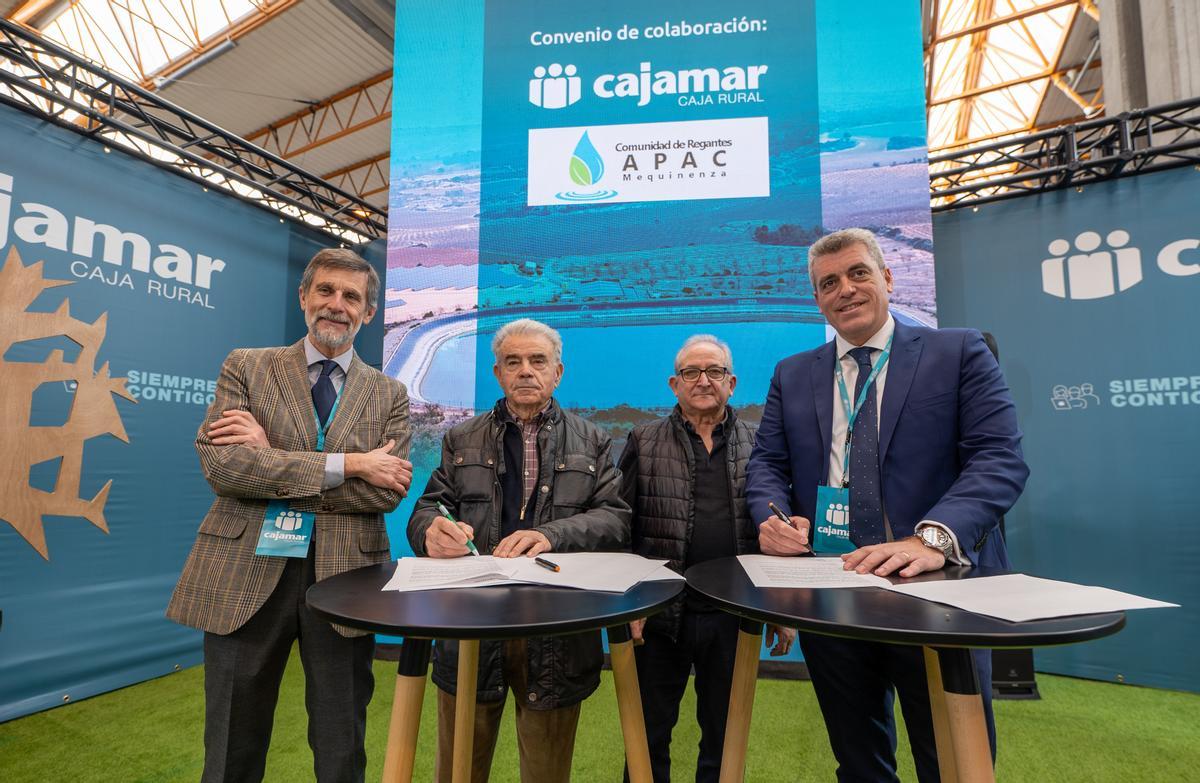 Cajamar ha firmado en el marzo de FIMA un convenio de colaboración con la Comunidad de Regantes APAC de Mequinenza.