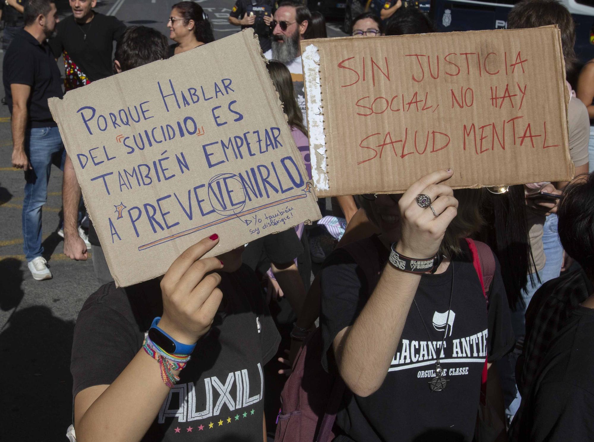 Estudiantes de Alicante reclamar más medios para la salud mental a Sanidad