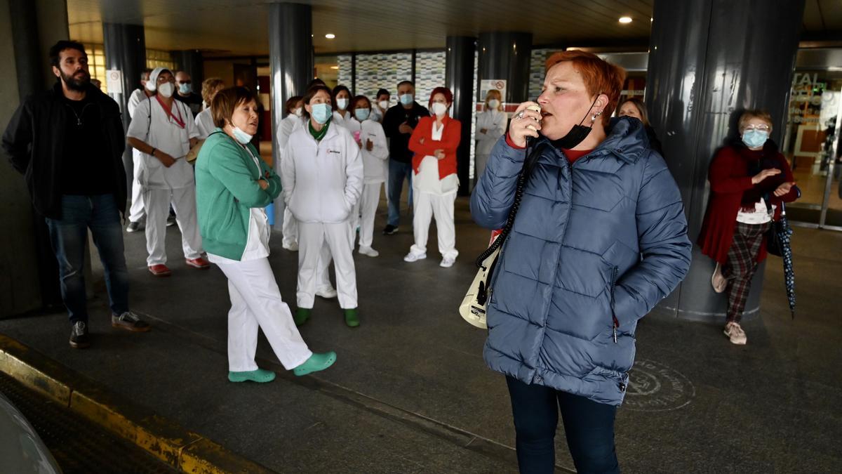 Una protesta del personal de limpieza hospitalaria