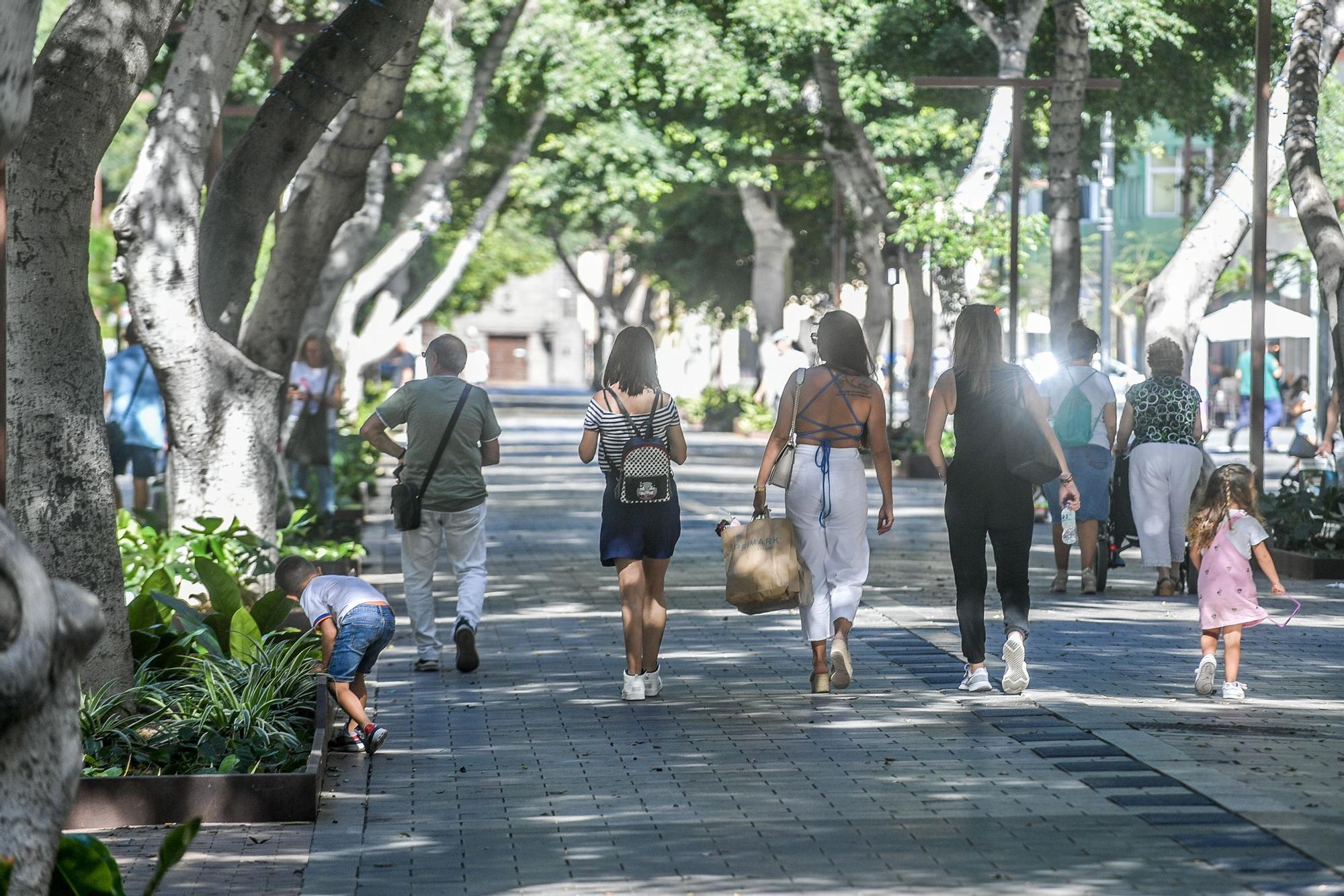 Último día de apertura dominical hasta octubre en Mesa y López