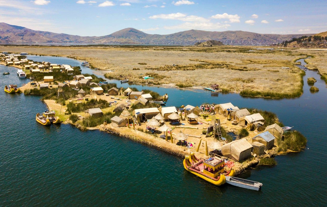 Islas de Uros en el lago Titicaca