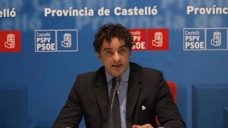 Colomer deja la presidencia de Les Corts y le sustituirá Enric Morera