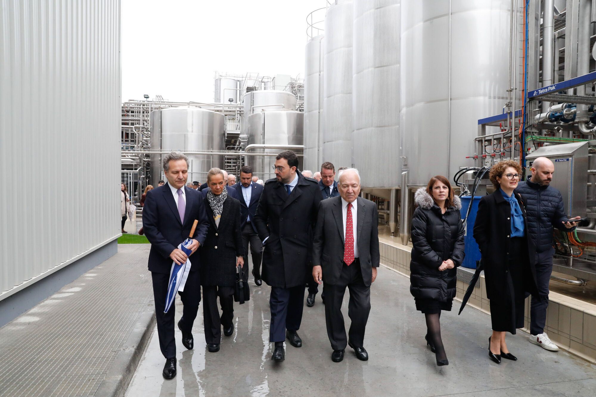 EN IMÁGENES: Inauguración de la nueva planta de Reny Picot en Anleo (Navia)