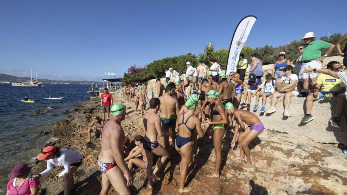 Vuelve la natación en aguas abiertas a Caló des Moro