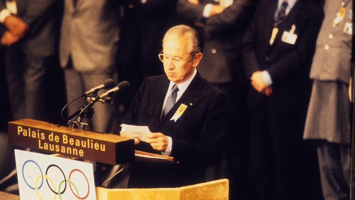 Juan Antonio Samaranch, en la ceremonia del COI en 1986 en Lausana cuando se nombró a Barcelona sede de los JJOO en 1992.