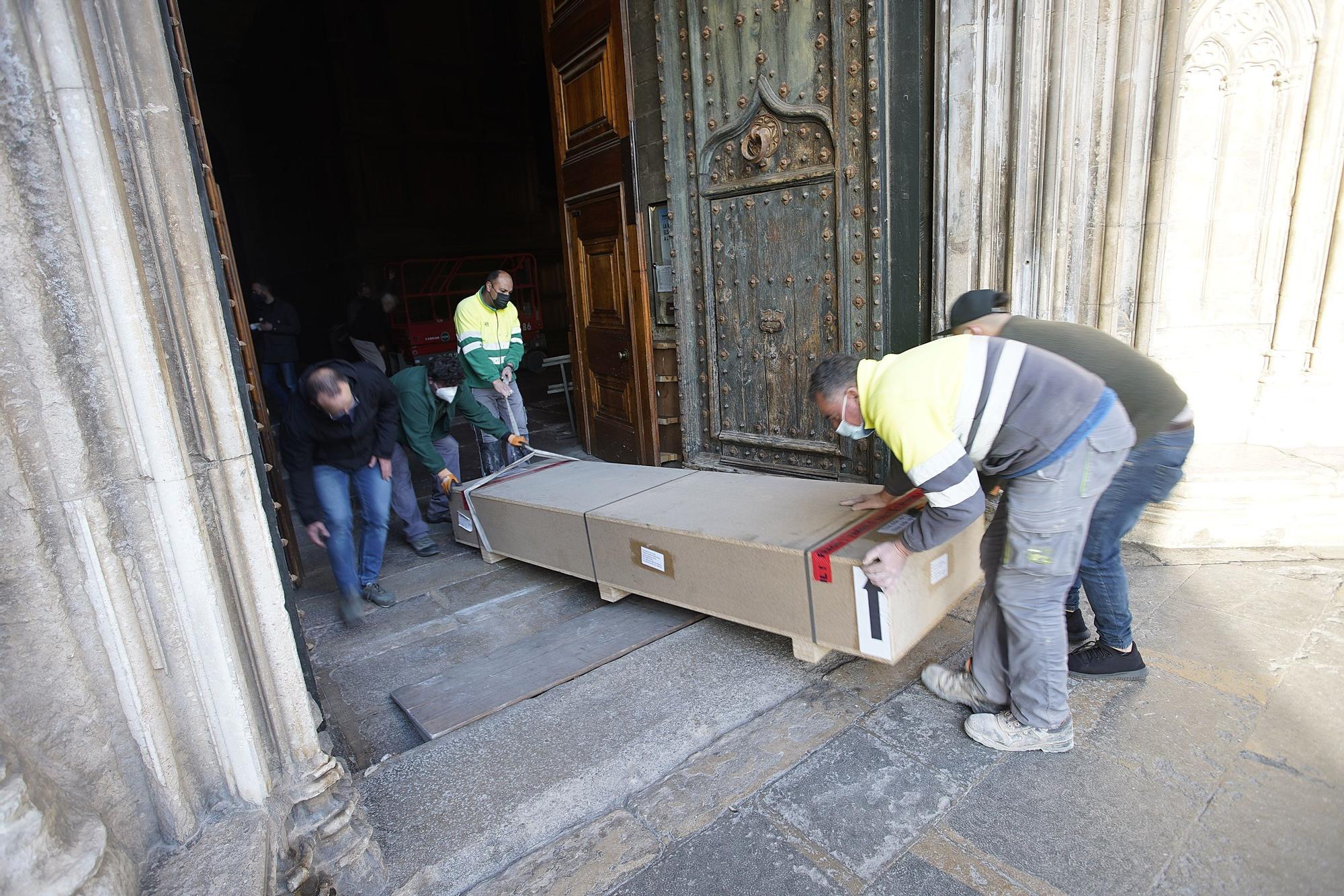 Fil a l’agulla per acabar l’orgue de la Catedral setanta-nou anys després