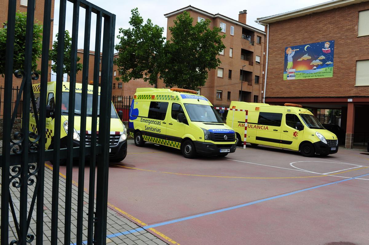 Ambulancias en el patio de Las Eras el día del Toro Enmaromado.