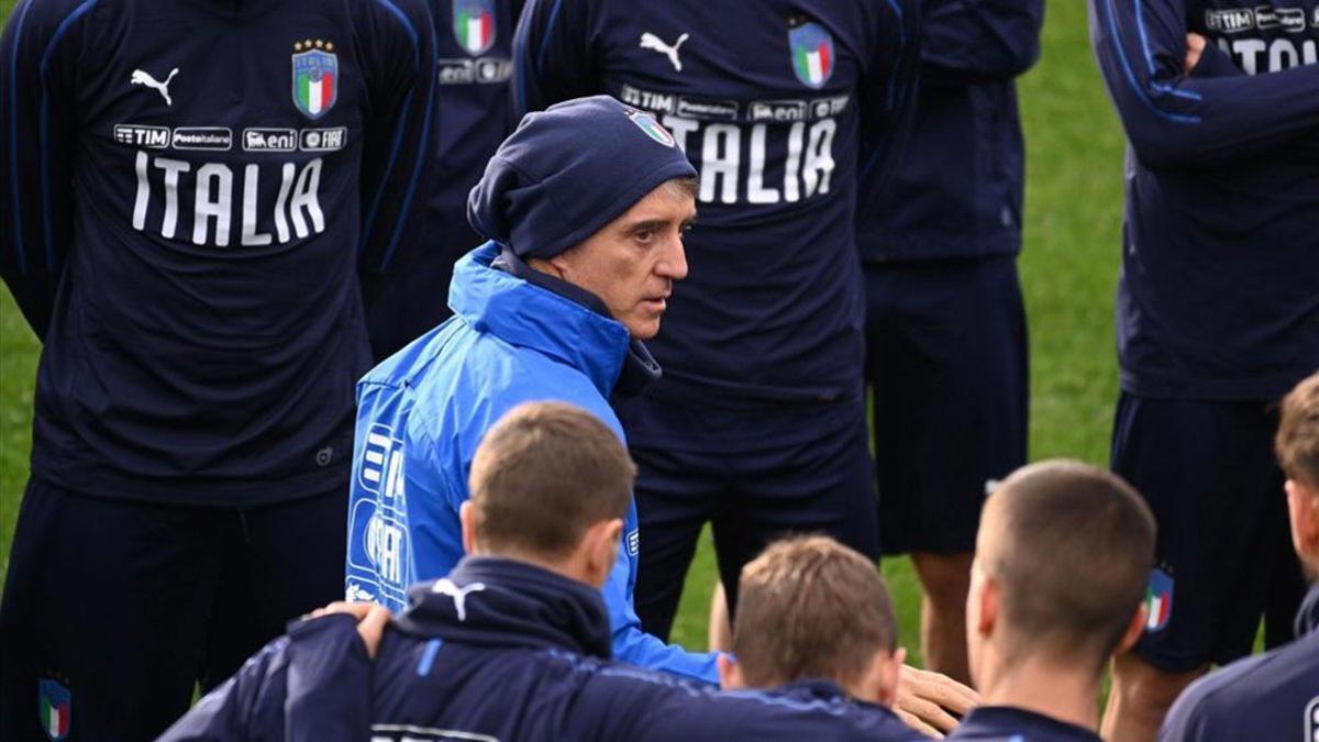 Mancini inicia su camino hacia la Eurocopa