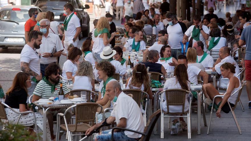 Huesca realiza 200 PCR al día y su curva de contagios continúa al alza