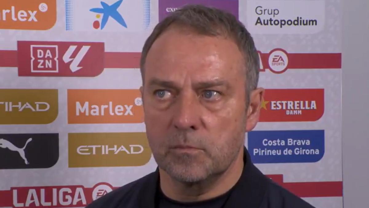 La tensa entrevista entre Flick y uno de los periodistas de DAZN