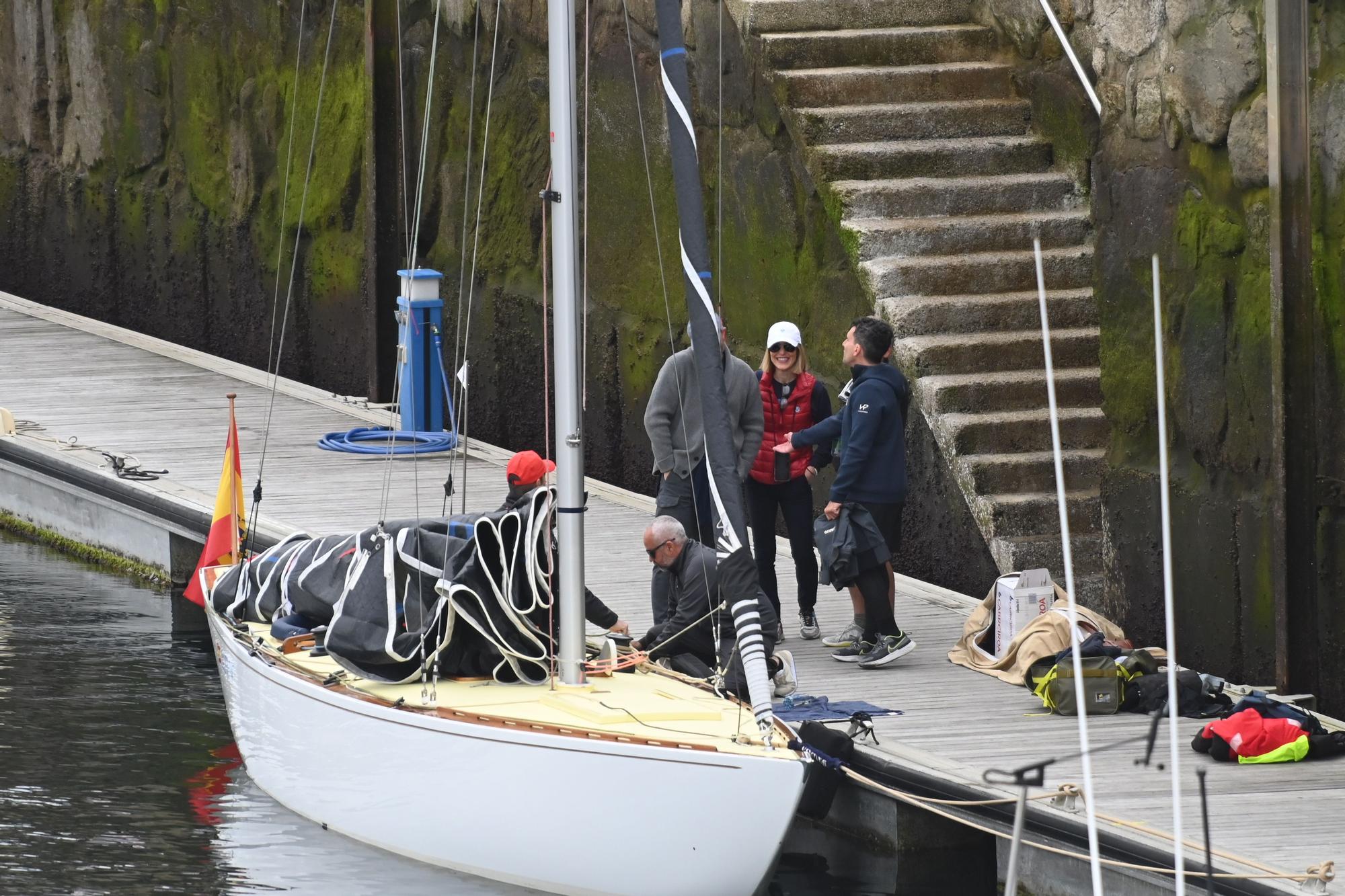 El rey emérito, Juan Carlos I, ya navega por aguas de Sanxenxo