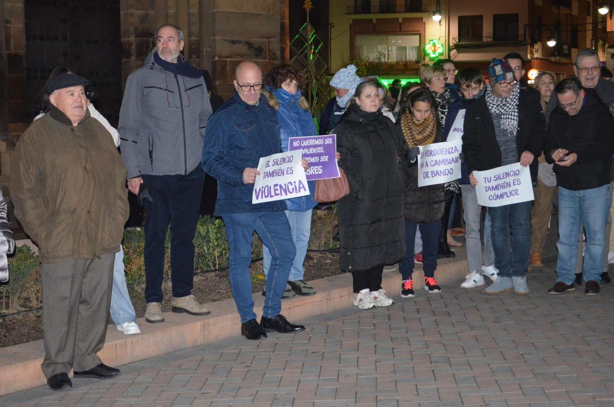 Concentración en la Plaza de Santa María contra la violencia machista.
