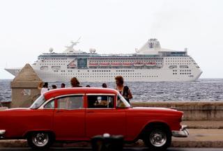 La prohibición de los cruceros es un duro golpe para la economía de Cuba
