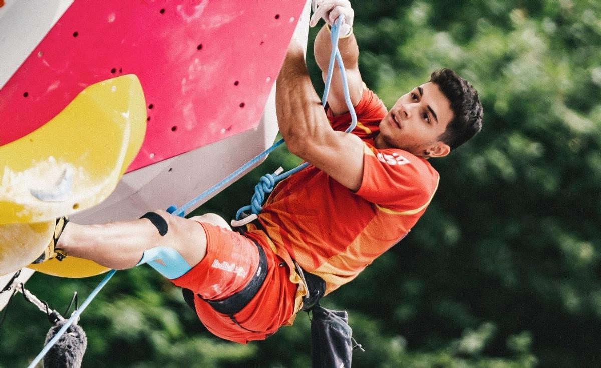 Alberto Ginés se ha proclamado campeón olímpico con 18 años.