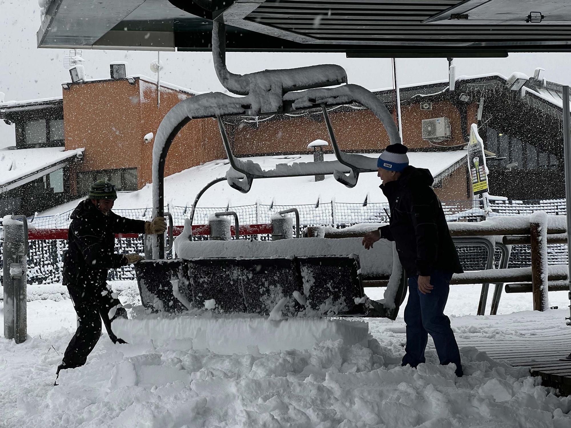 Primera nevada important de l'any al Pirineu gironí