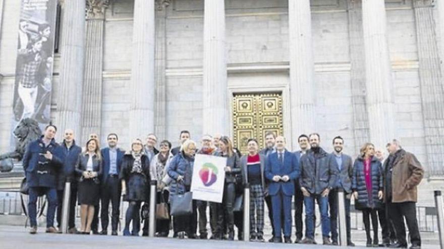 El Congreso da su apoyo a la jota aragonesa