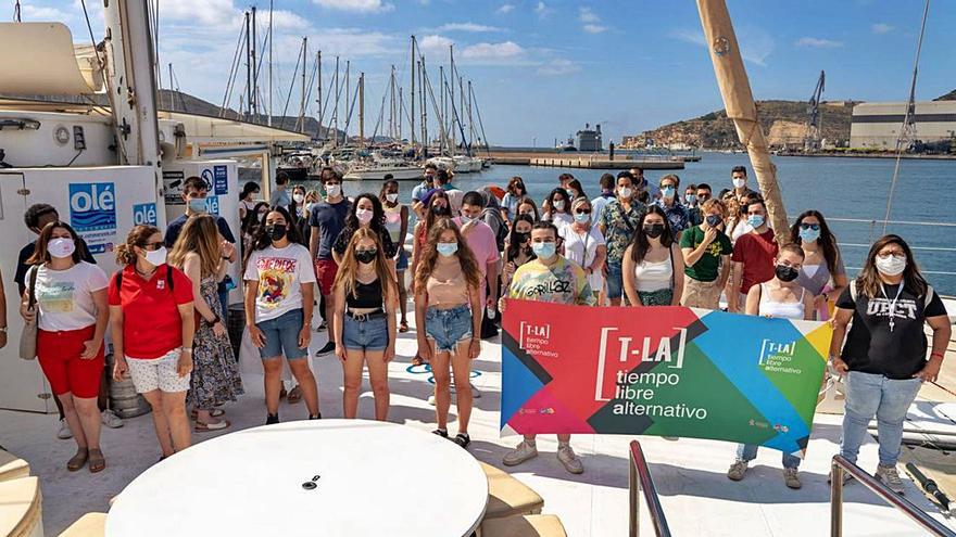 La presentación de la campaña se ha desarrollado en el Catamarán Olé.