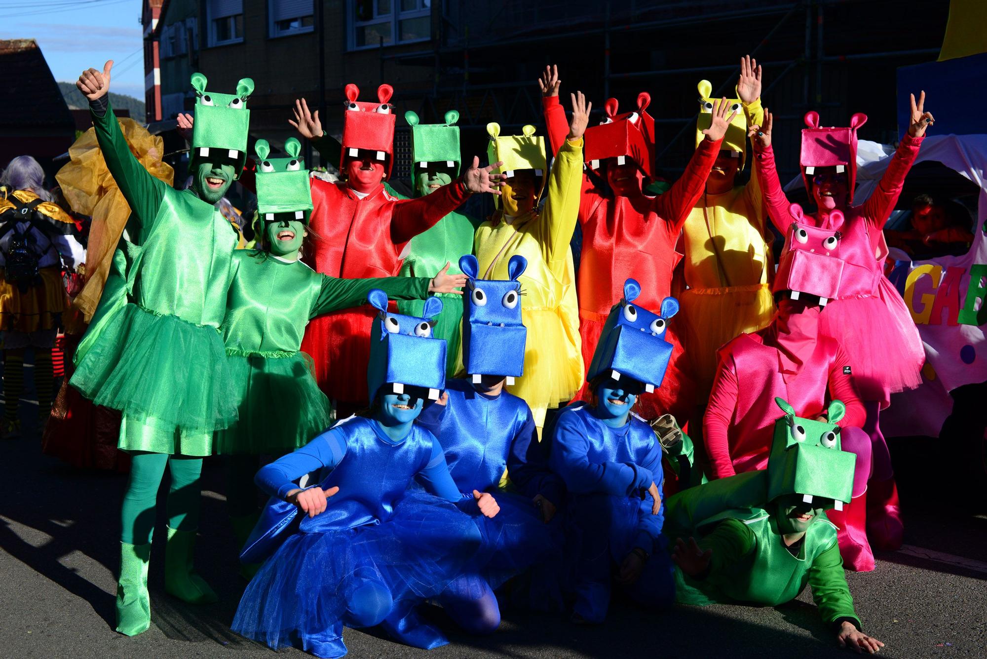 Moaña "llora" el fin del carnaval con el Enterro da Sardiña