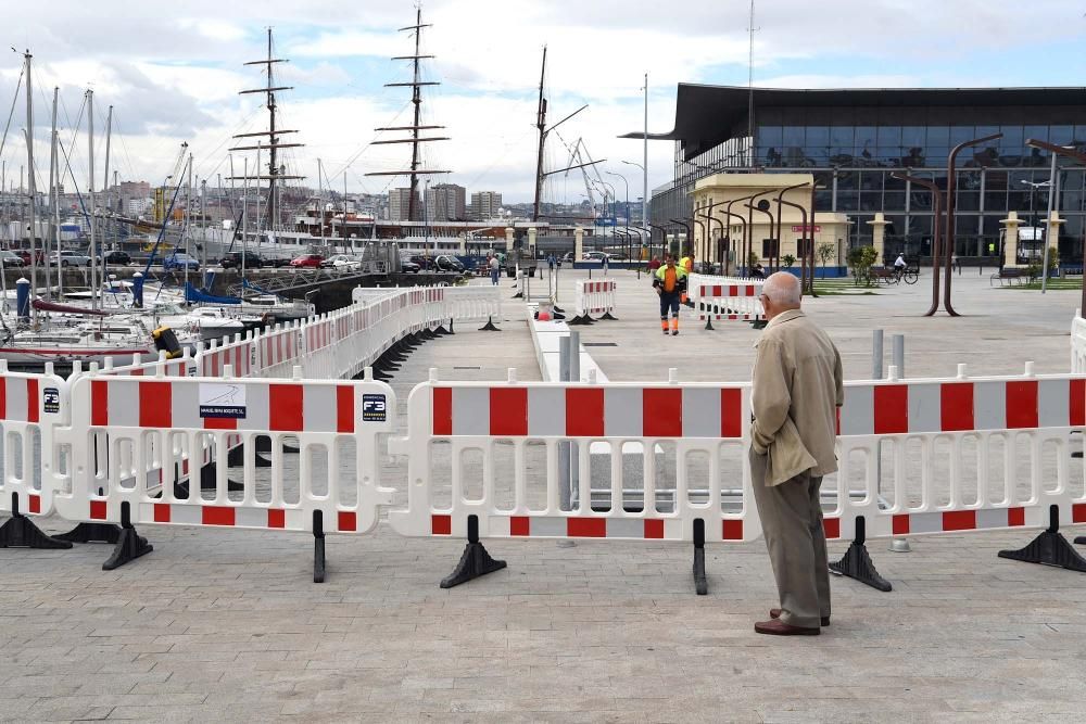 Instalación del banco de protección de la Marina