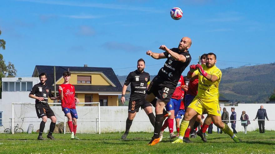 El Cornellana consigue meterse en el play-off de ascenso gracias a la victoria frente al Pillarno