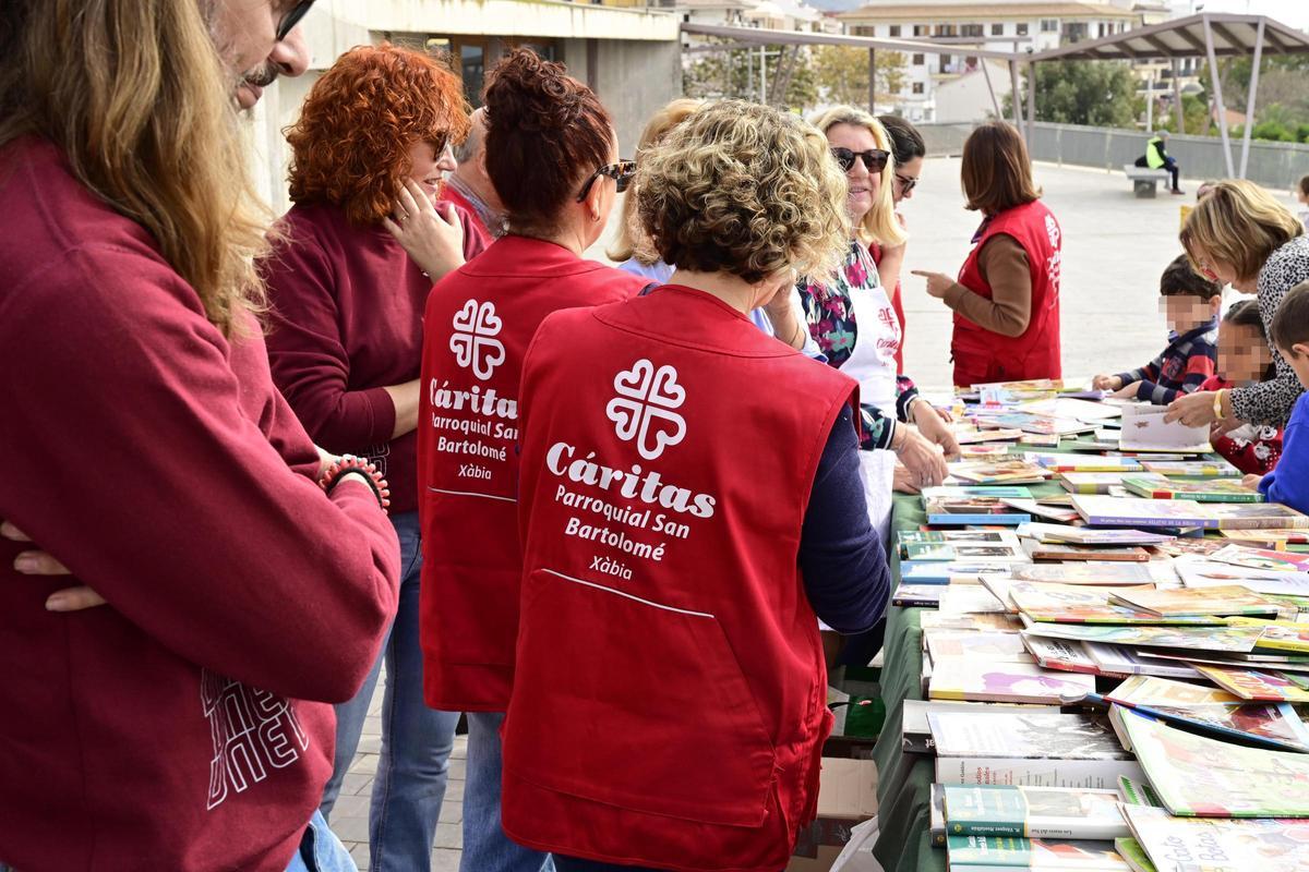 La campaña saca a la calle la gran solidaridad de la Marina Alta