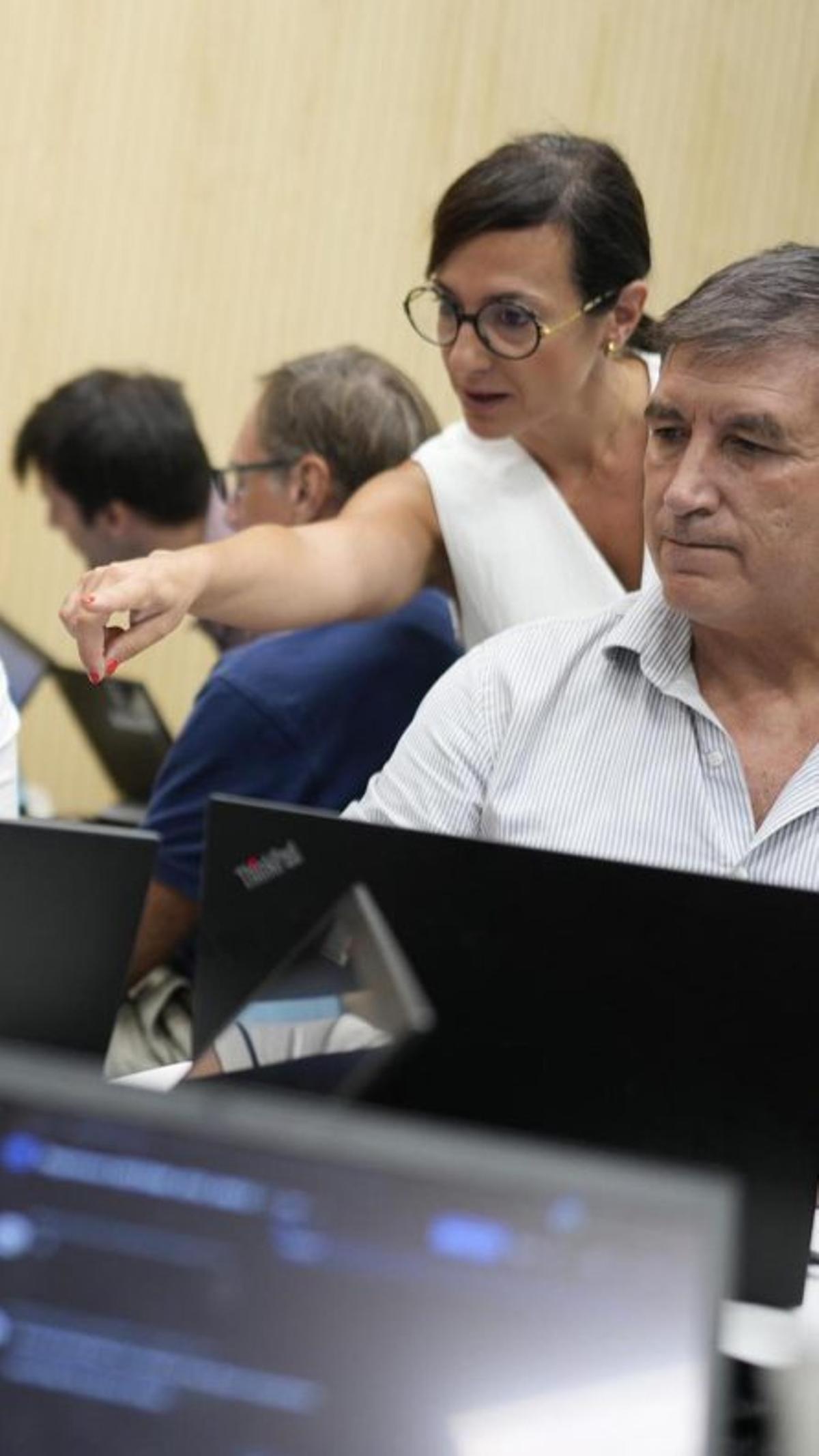 Funció Pública comença a negociar la reducció de jornada a 35 hores