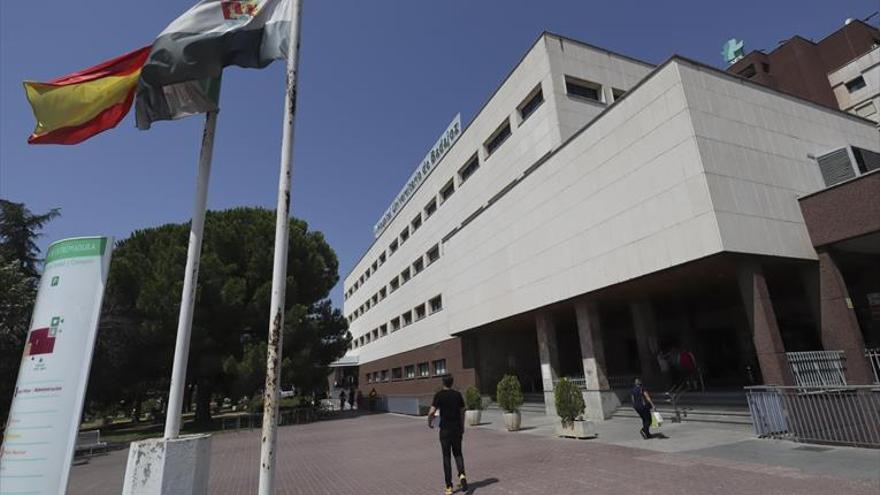 Sanidad pone en marcha el proyecto ‘Letras para cuidar’ en el hospital