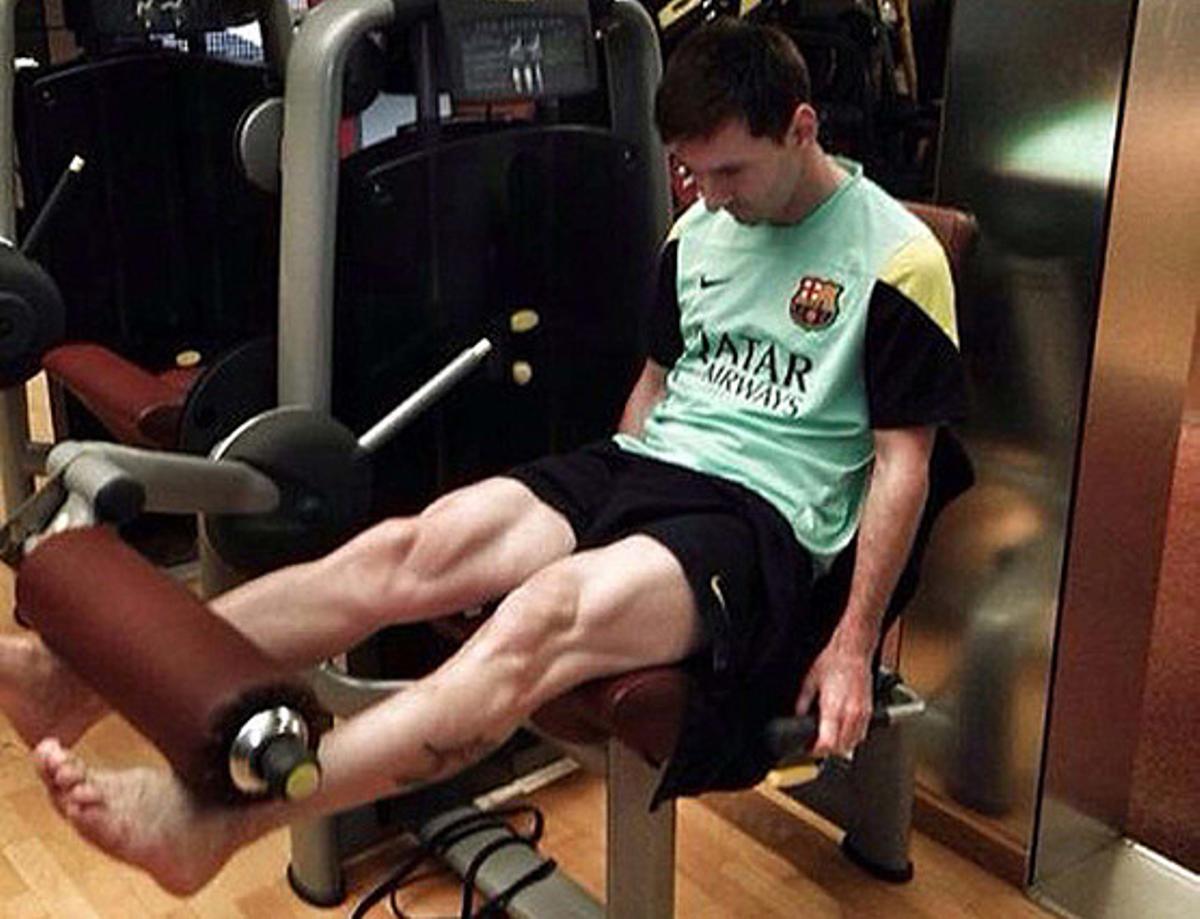 Messi fa exercicis de recuperació.