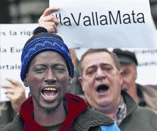 SOS Racismo alerta de que el estado de alarma aumenta la impunidad de abusos policiales