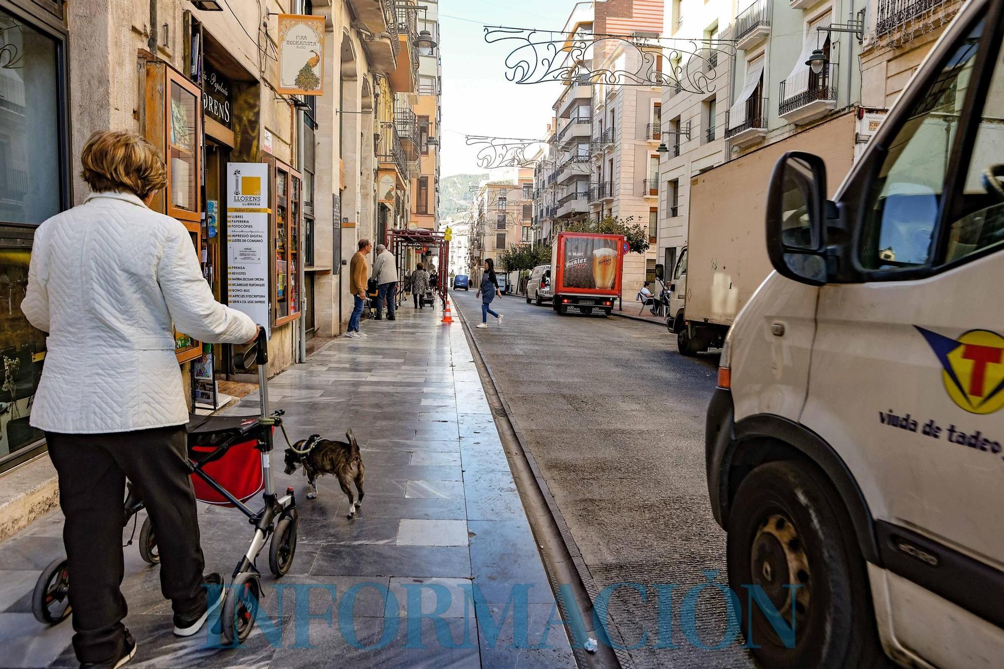 La anulación de la peatonalización por el TSJCV devuelve el tráfico a calles como Sant Llorenç en Alcoy