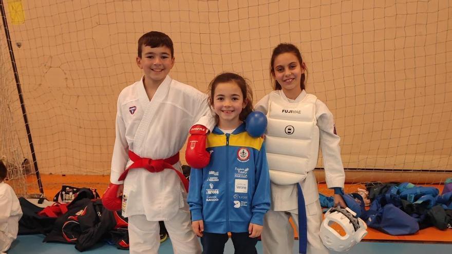 Los karatecas cangueses siguen sumando medallas: estos son los últimos logros del club