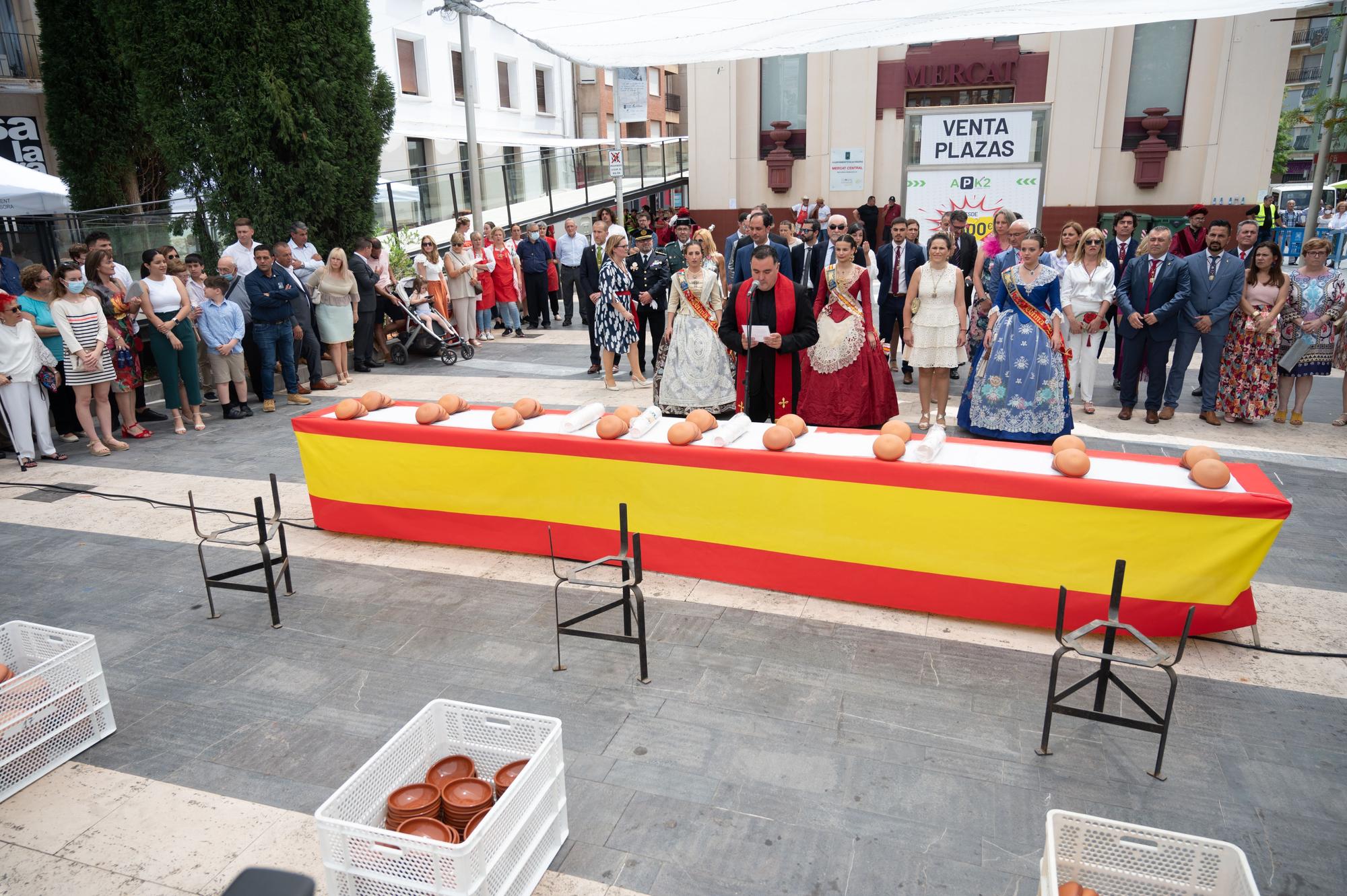 Revive el día grande de Santa Quitèria en Almassora con Les Calderes y la mascletà