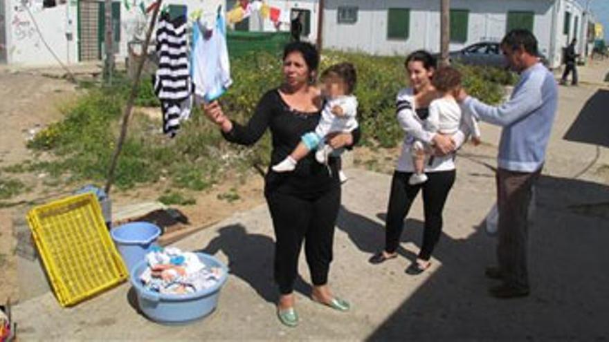 Trece familias permanecen en las Cuestas con pocas esperanzas de ser realojadas