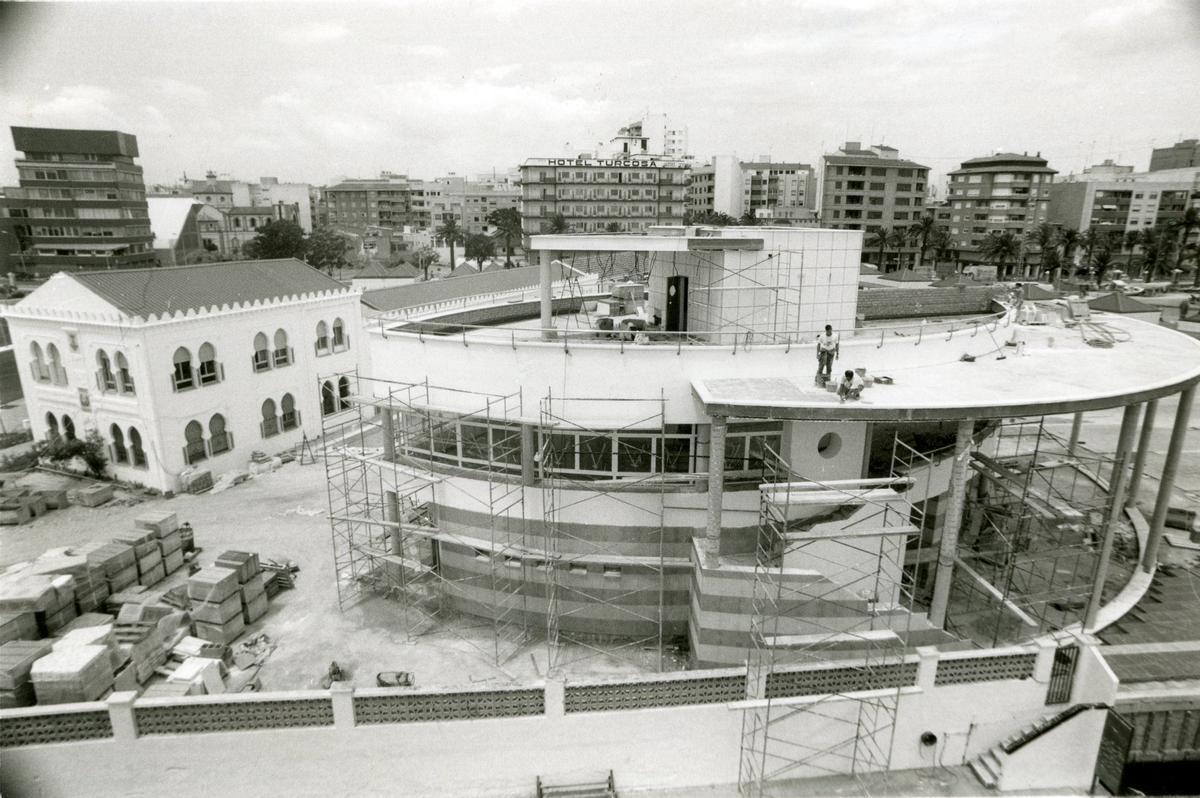 La Plaza del Mar cumple 30 años: así fue una obra que cambió el Grau de Castelló