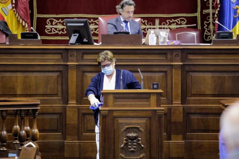 Pleno del Parlamento de Canarias  preside Gustavo Matos , presidente del gobierno , Victor Torres   | 19/05/2020 | Fotógrafo: Delia Padrón