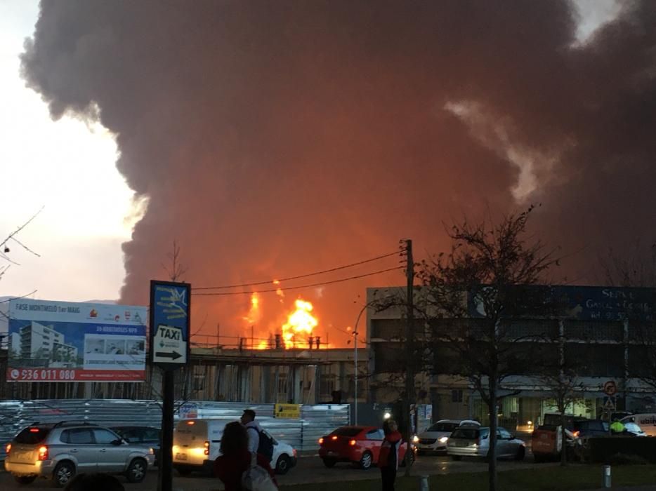 Incendi en una empresa de residus a Montornès Ince