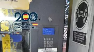 Esclarecen el robo con fuerza en máquinas expendedoras en el interior de un aparcamiento en Ronda