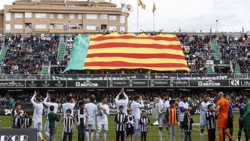 El Castellón supera el récord histórico de abonados en Tercera