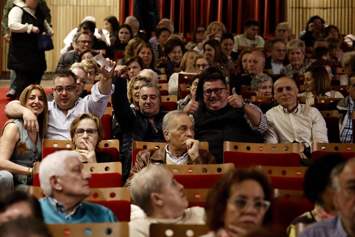 El concierto de Bertín Osborne en el teatro de la Laboral, en imágenes