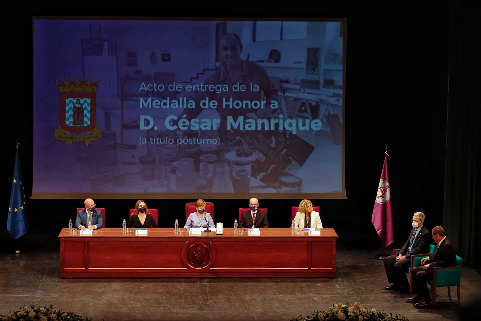 Medalla de Oro de la ULL a César Manrique