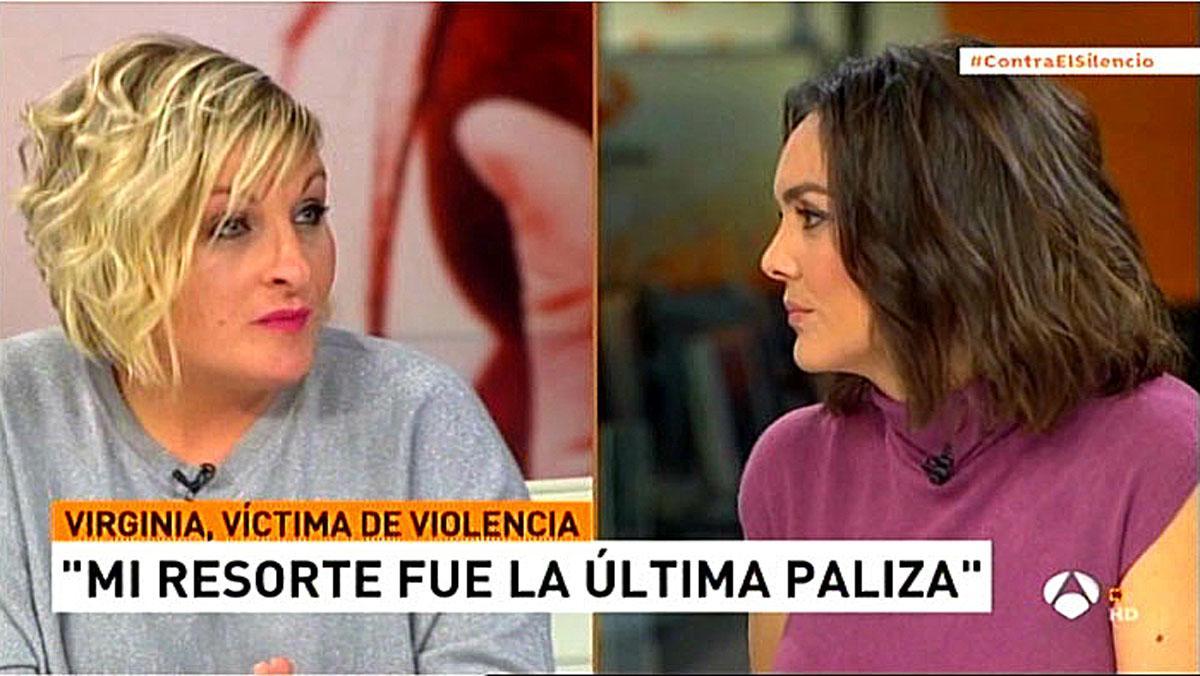 Mónica Carrillo con Virginia, víctima que aparece en el programa de A-3.