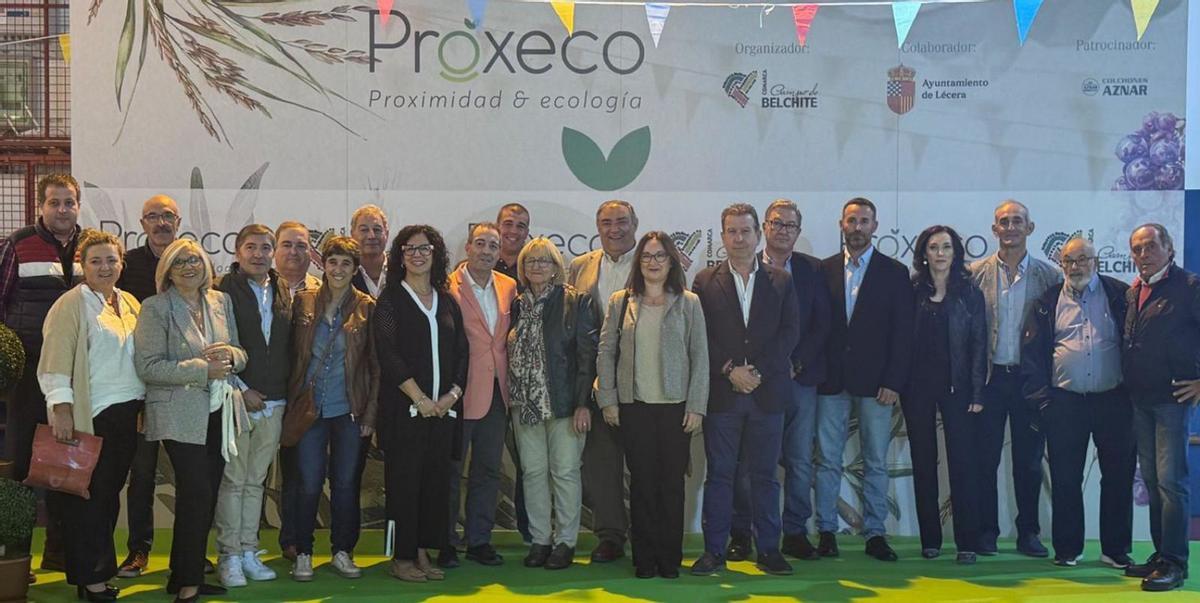 Autoridades locales, comarcales y autonómicas participaron en la inauguración de Proxeco.  | SERVICIO ESPECIAL