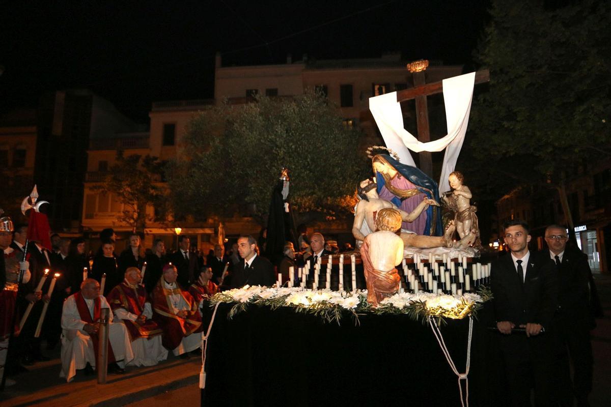 Una imagen de archivo de la procesión del Divendres Sant en Manacor.