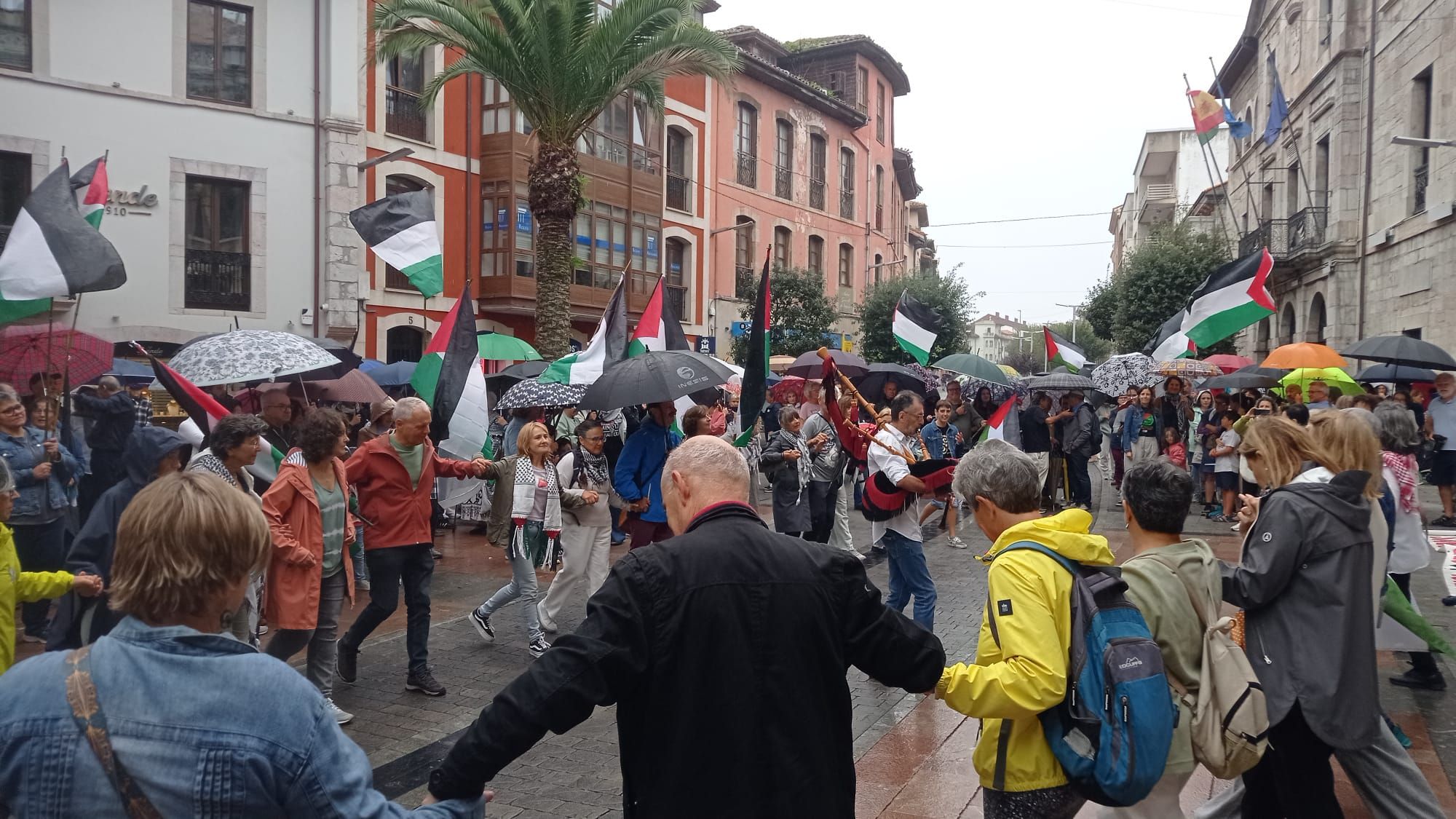Llanes con Palestina
