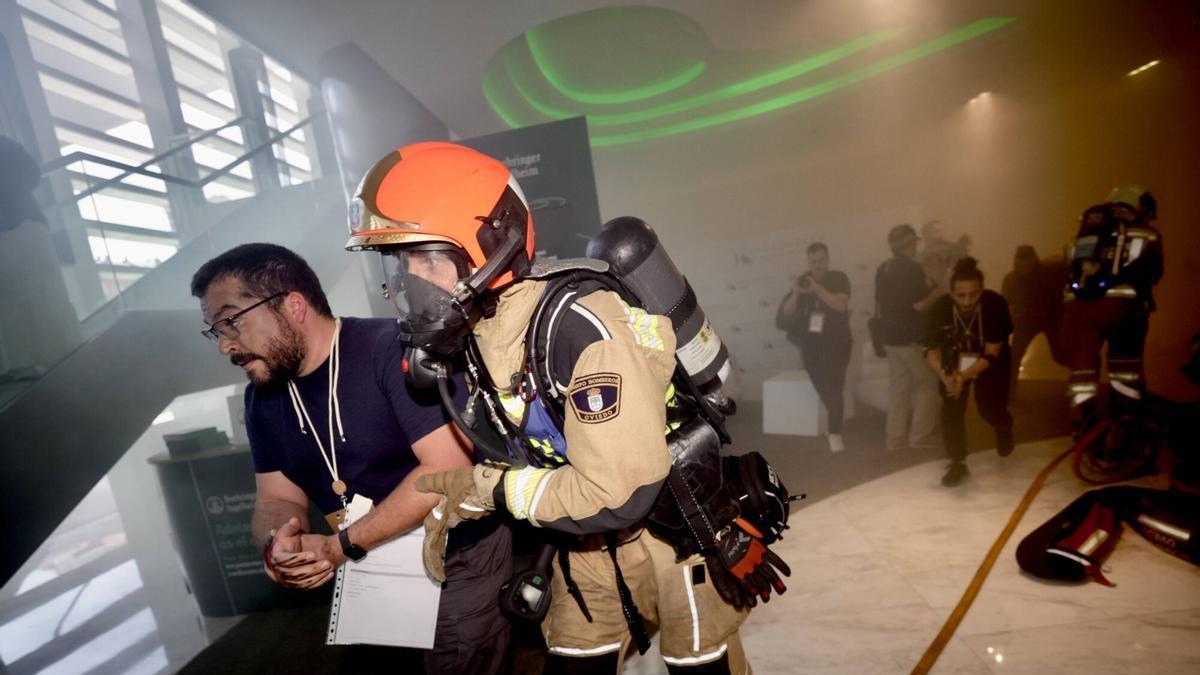 Simulacro de explosión de gas en Oviedo
